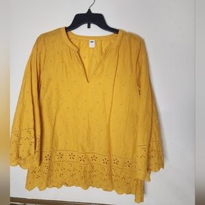 Women’s Mustard Eyelet Peasant Top